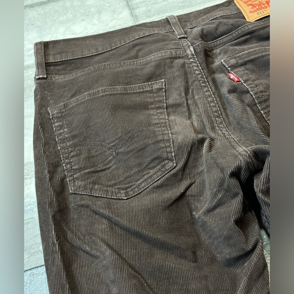 SOLD - Men’s Levi’s 511 Cords Stretchy Fit - Picture 6 of 6